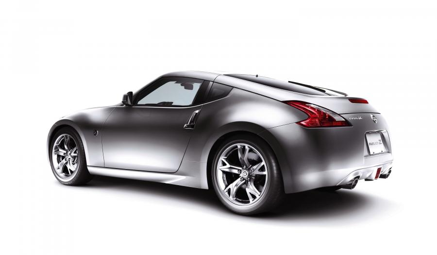  Nissan Fairlady Z 2009 года  (фото 6 из 9)